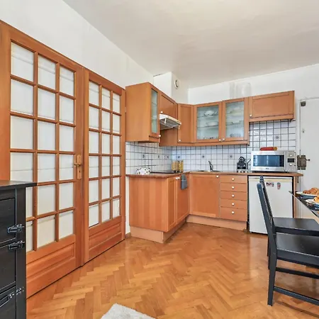 Flat Des Invalides 1br Paris